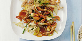 Scharfes Schwein mit Cashewkernen Scharfes Schwein mit Cashewkernen