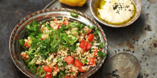 Taboulé mit Hummus Taboulé mit Hummus