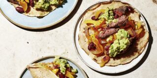 Fajitas mit Rinderfilet und Guacamole