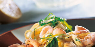 Basic cooking: Spaghetti mit Zitronensahne und Garnelen