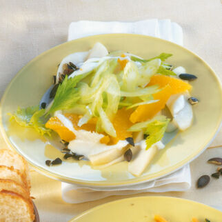 Fruchtiger Selleriesalat Fruchtiger Selleriesalat