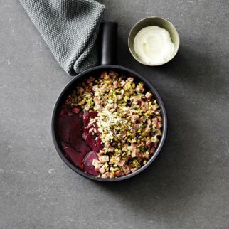 Rote-Bete-Gratin mit Schinken-Topping
