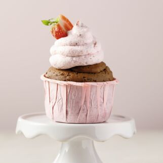 Schokoladencupcakes mit Erdbeer-Creme-Frosting Schokoladencupcakes mit Erdbeer-Creme-Frosting