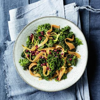 Gedünsteter Grünkohl mit Granatapfel