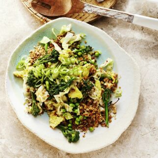 Flocken-Bratreis mit grünem Gemüse Flocken-Bratreis mit grünem Gemüse