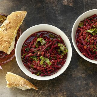 Rote-Bete-Linsen-Suppe