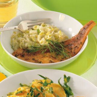 Gebratene Forellenfilets mit Lauchsahne