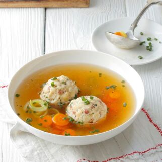 Speckknödelsuppe Speckknödelsuppe