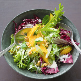 Wintersalat mit Orangen Wintersalat mit Orangen