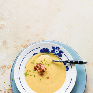 Kartoffelsuppe mit Knusperspeck Kartoffelsuppe mit Knusperspeck