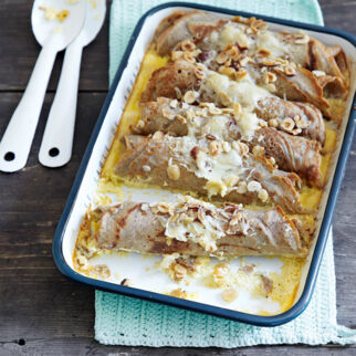 Buchweizencrespelle mit Nusskruste Buchweizencrespelle mit Nusskruste