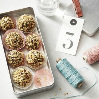 Schoko-Mandel-Pralinen Schoko-Mandel-Pralinen