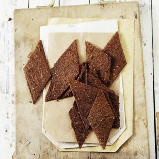 Rohes Fr&uuml;chtebrot mit Carob