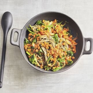 Kürbis-Spinat-Nudeln Kürbis-Spinat-Nudeln