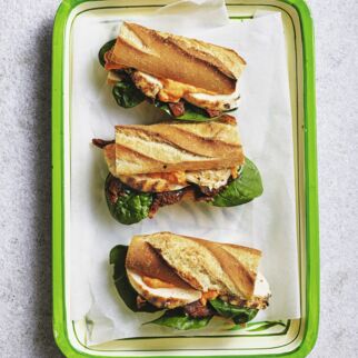 Baguette mit Hähnchenbrust Baguette mit Hähnchenbrust