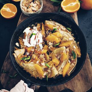 Crêpes Suzette mit Orangen Crêpes Suzette mit Orangen