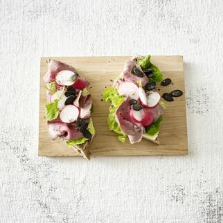 Roastbeef-Brote mit Radieschen Roastbeef-Brote mit Radieschen