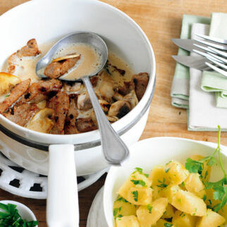 Kalbsgeschnetzeltes mit Pilzen Kalbsgeschnetzeltes mit Pilzen