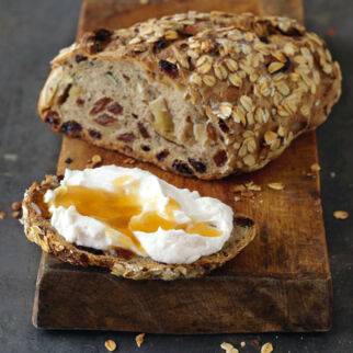 Saftiges Müslibrot Saftiges Müslibrot