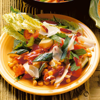 Scharfes Zucchini-Mais-Gemüse Scharfes Zucchini-Mais-Gemüse