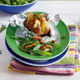 Ofenkartoffeln mit Speck-Bohnen Ofenkartoffeln mit Speck-Bohnen