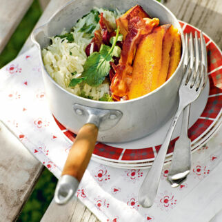 Butterkohlrabi mit Polentaschnitten und krossem Speck Butterkohlrabi mit Polentaschnitten und krossem Speck