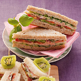 Tramezzini mit Thunfisch Tramezzini mit Thunfisch