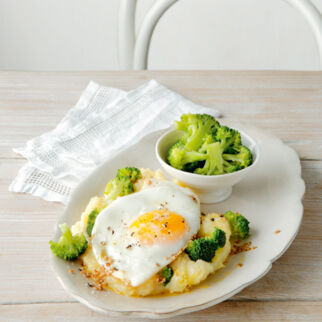 Zitronenpüree mit Spiegelei Zitronenpüree mit Spiegelei