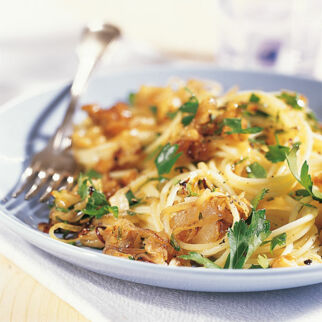 Zwiebel-Nuss-Butter Zwiebel-Nuss-Butter