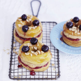 Peanut Butter and Jelly Cronuts Peanut Butter and Jelly Cronuts