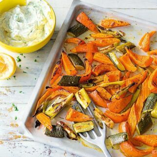 Ofengemüse mit Koriander-Dip Ofengemüse mit Koriander-Dip