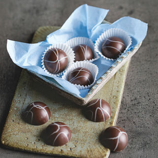 Orangen-Matcha-Pralinen Orangen-Matcha-Pralinen