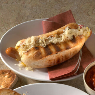 Hot dogs mit Sauerkraut Hot dogs mit Sauerkraut