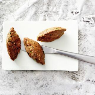 Tomaten-Walnuss-Aufstrich Tomaten-Walnuss-Aufstrich