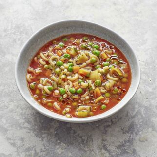 Tomatensuppe mit Nudeln