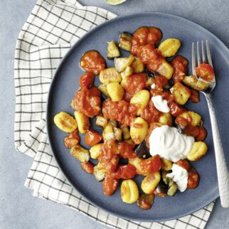 Auberginen-Ragout mit Gnocchi Auberginen-Ragout mit Gnocchi