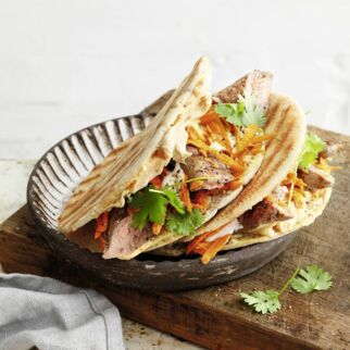 Naan-Brot mit Lamm Naan-Brot mit Lamm