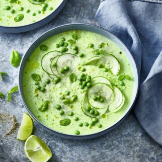 Grüne Gazpacho mit Erbsen Grüne Gazpacho mit Erbsen