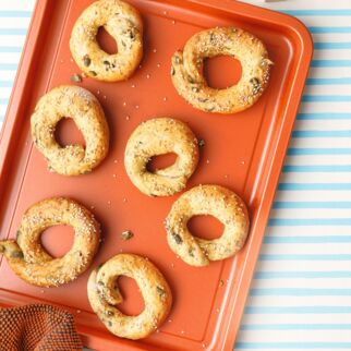 Kleine Laugenbagel