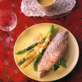 Dorade in der Salzkruste Dorade in der Salzkruste