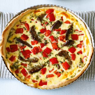 Paprikaquiche mit Rinderfiletstreifen Paprikaquiche mit Rinderfiletstreifen