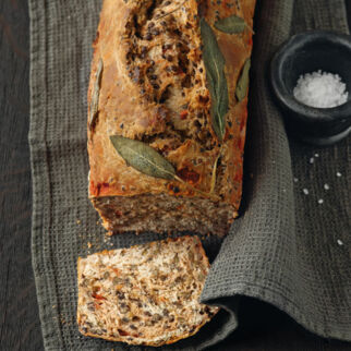 Belugalinsenbrot