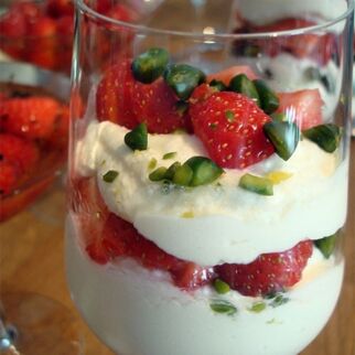 Erdbeeren mit Sahne de luxe