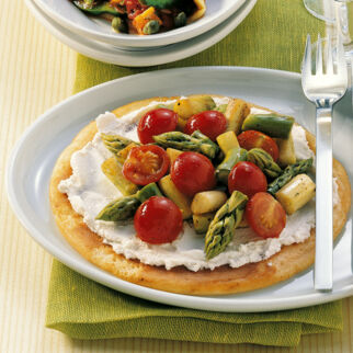 Schaumpfannkuchen mit Spargel Schaumpfannkuchen mit Spargel