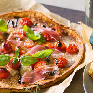 Pfannkuchen-Pizza mit Schinken Pfannkuchen-Pizza mit Schinken