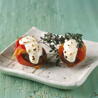 Schinken-Datteln mit Ziegenfrischkäse Schinken-Datteln mit Ziegenfrischkäse