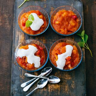 Apfelgrütze mit Zimtjoghurt Apfelgrütze mit Zimtjoghurt