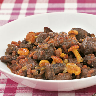 Rehragout mit Pfifferlingen Rehragout mit Pfifferlingen