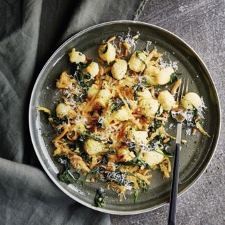 Kartoffelgnocchi mit Kürbis und Spinat