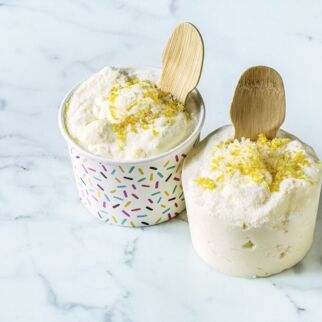 Cremiges Orangen-Eis Cremiges Orangen-Eis